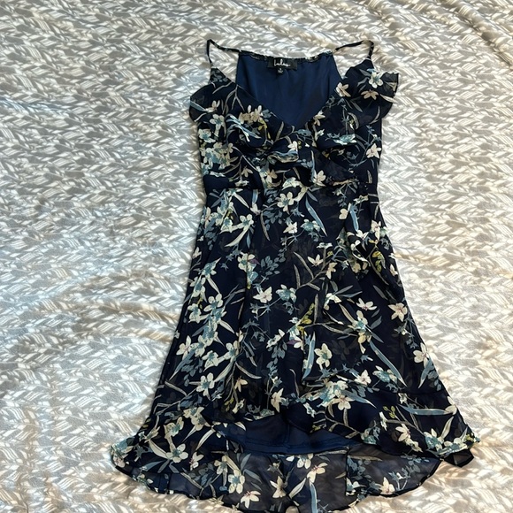 New Lulus size Small pretty dress floral - Picture 3 of 5